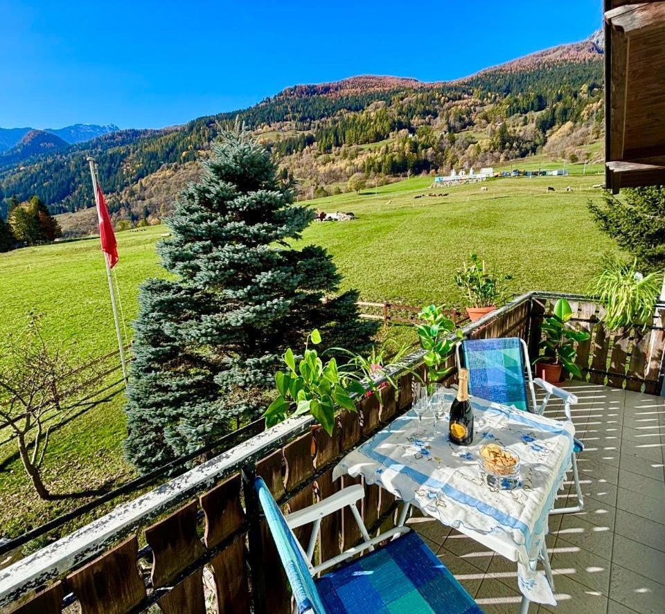 Window On The Green Apartment Poschiavo Exterior photo